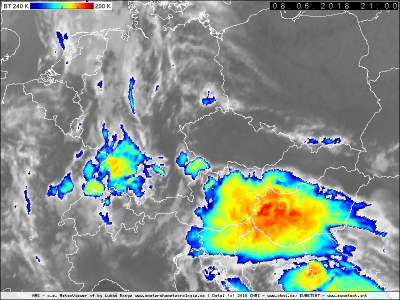 Snímek z družice MSG v produktu IR-BT zobrazující MCS nad zmiňovanou oblastí. © Český hydrometeorologický ústav, EUMETSAT